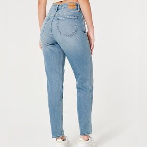 Hollister curvy ultra high rise mom jean
